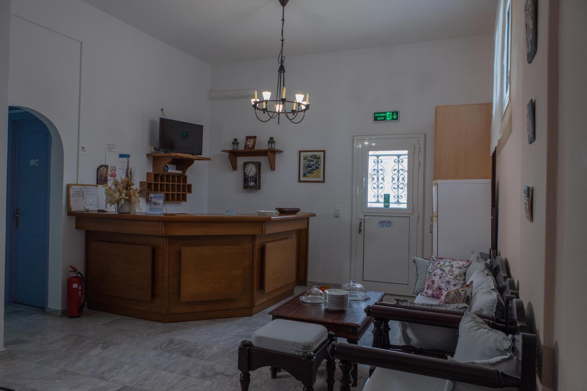 Soula Rooms Tínos Esterno foto